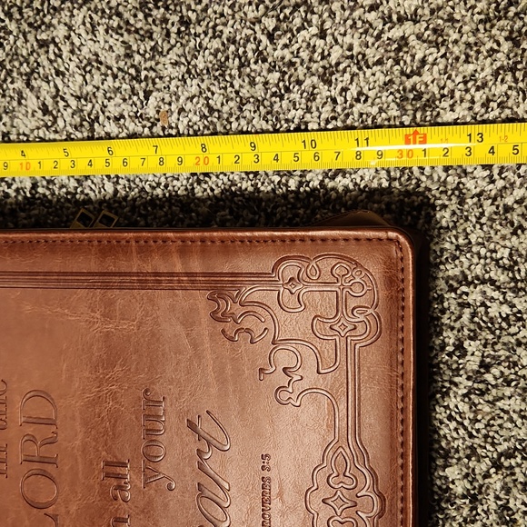 Finpac Vegan Leather Bible case β Beautiful β Vegan Leather bookmark,incl. β NEW - Picture 10 of 16